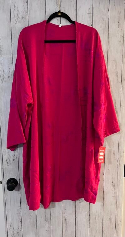 Abaya short open long sleeve Hot pink -  عباية مفتوحة قصيرة مع اكمام زهري فاقع