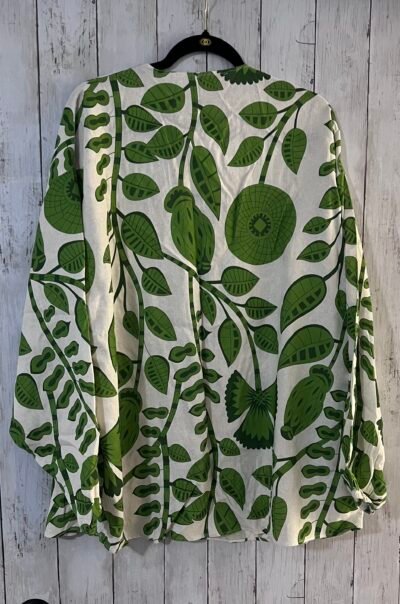 Two pieces suite white and green - طقم قطعتين ابيض و اخضر - Image 4
