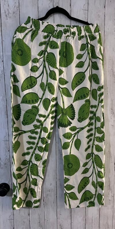 Two pieces suite white and green - طقم قطعتين ابيض و اخضر - Image 5