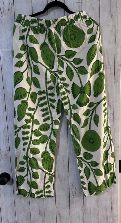 Two pieces suite white and green - طقم قطعتين ابيض و اخضر - Image 6